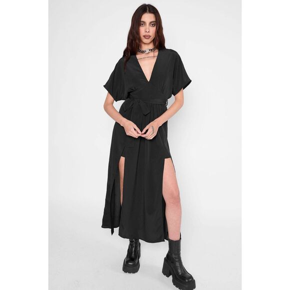 Mary Wyatt Bathory Dress - Picture 2 of 4